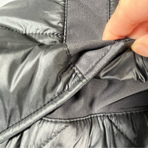 Athleta Black Jacket Quilted Hoodie Zip Front Running Soft Shell Thumb Holes - Picture 6 of 12